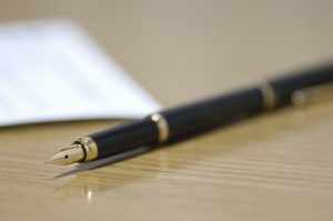 年賀状に添える一言は？～結婚した友人への場合～