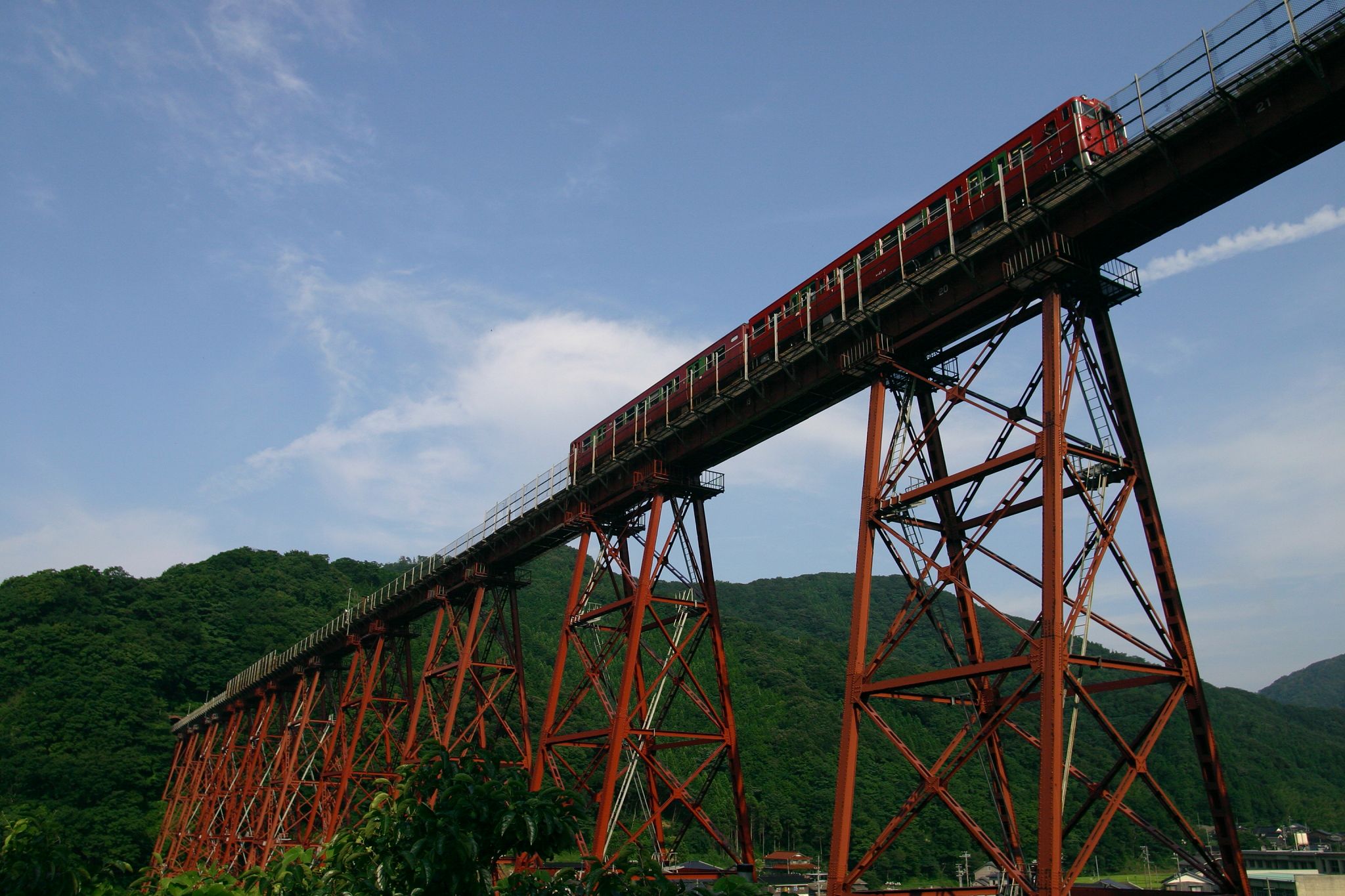 余部鉄橋に隣接の「空の駅」とは？何が楽しめる？