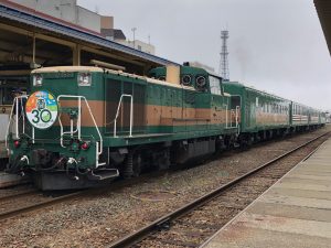 釧路湿原のノロッコ号　指定席の混雑具合と塘路駅周辺の楽しみ方